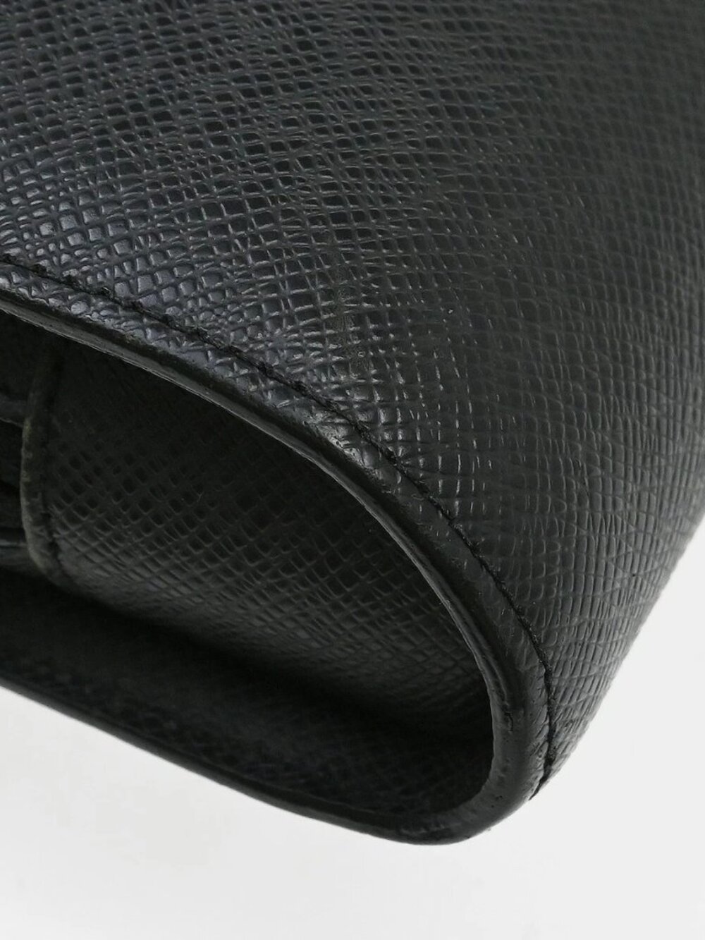 Best06 Louis Vuitton Black Taiga Baikal Clutch Bag M30182 VI0024 BQ01210 - Picture 4 of 15